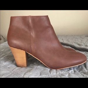 LOFT ankle boots